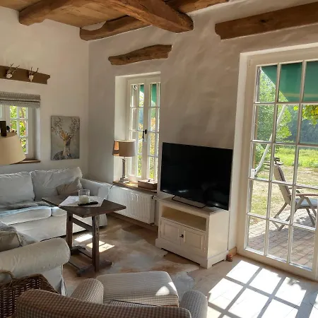 בית נופש Haus Am Kamin Privater Seezugang וורנדורף