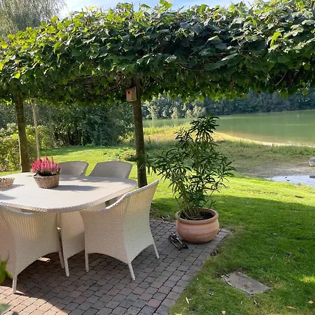 בית נופש Haus Am Kamin Privater Seezugang