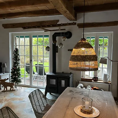 בית נופש Haus Am Kamin Privater Seezugang *