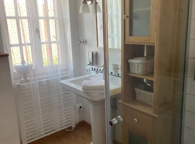 Haus Am Kamin Privater Seezugang Hébergement de vacances *