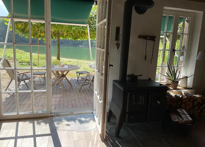 度假居 Haus Am Kamin Privater Seezugang *