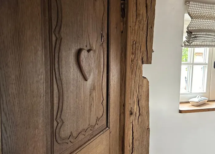 Hébergement de vacances Haus Am Kamin Privater Seezugang