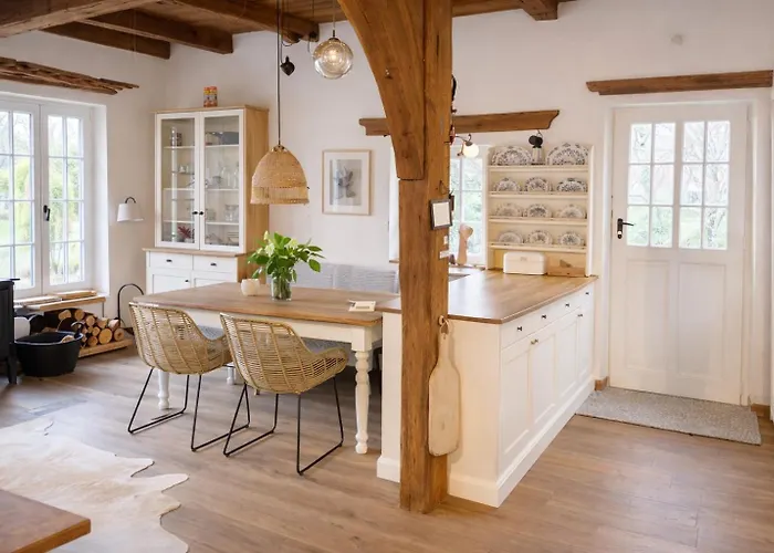 Hébergement de vacances Haus Am Kamin Privater Seezugang *